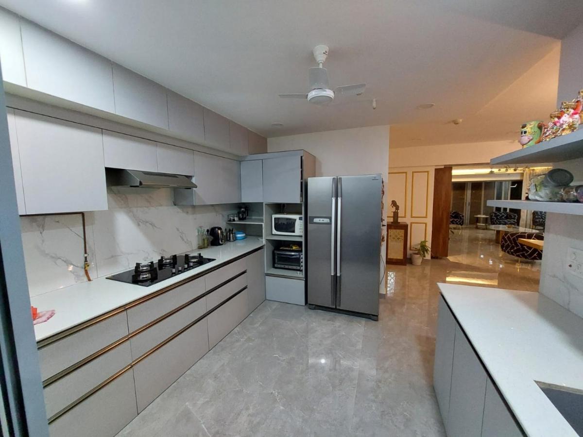 Royal Nest Premium Mundhva Exterior foto